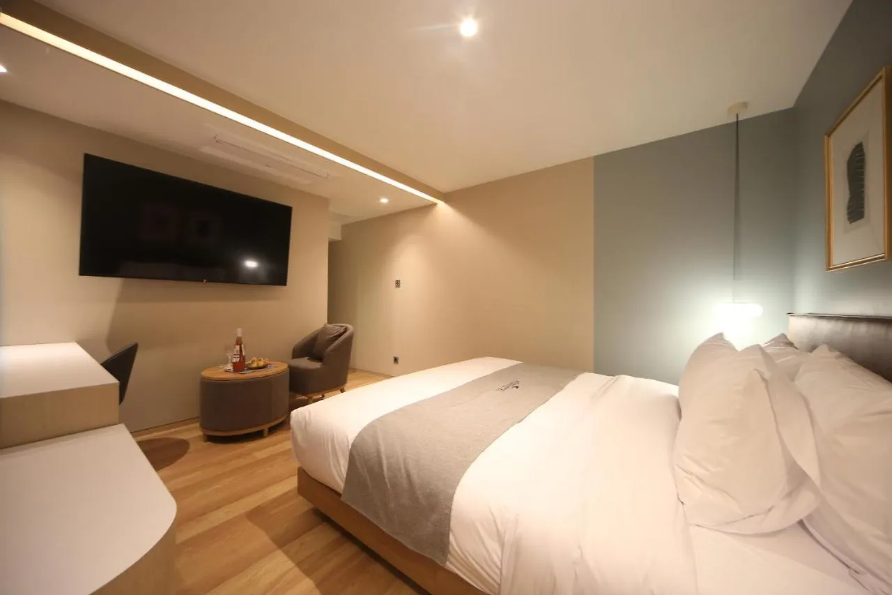 Dongnae Hound Hotel Sajik Minam Station Busan