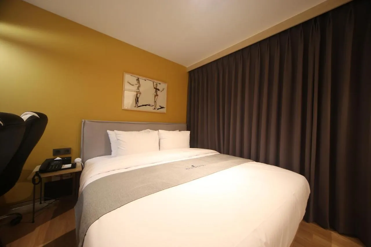Dongnae Hound Hotel Sajik Minam Station Busan