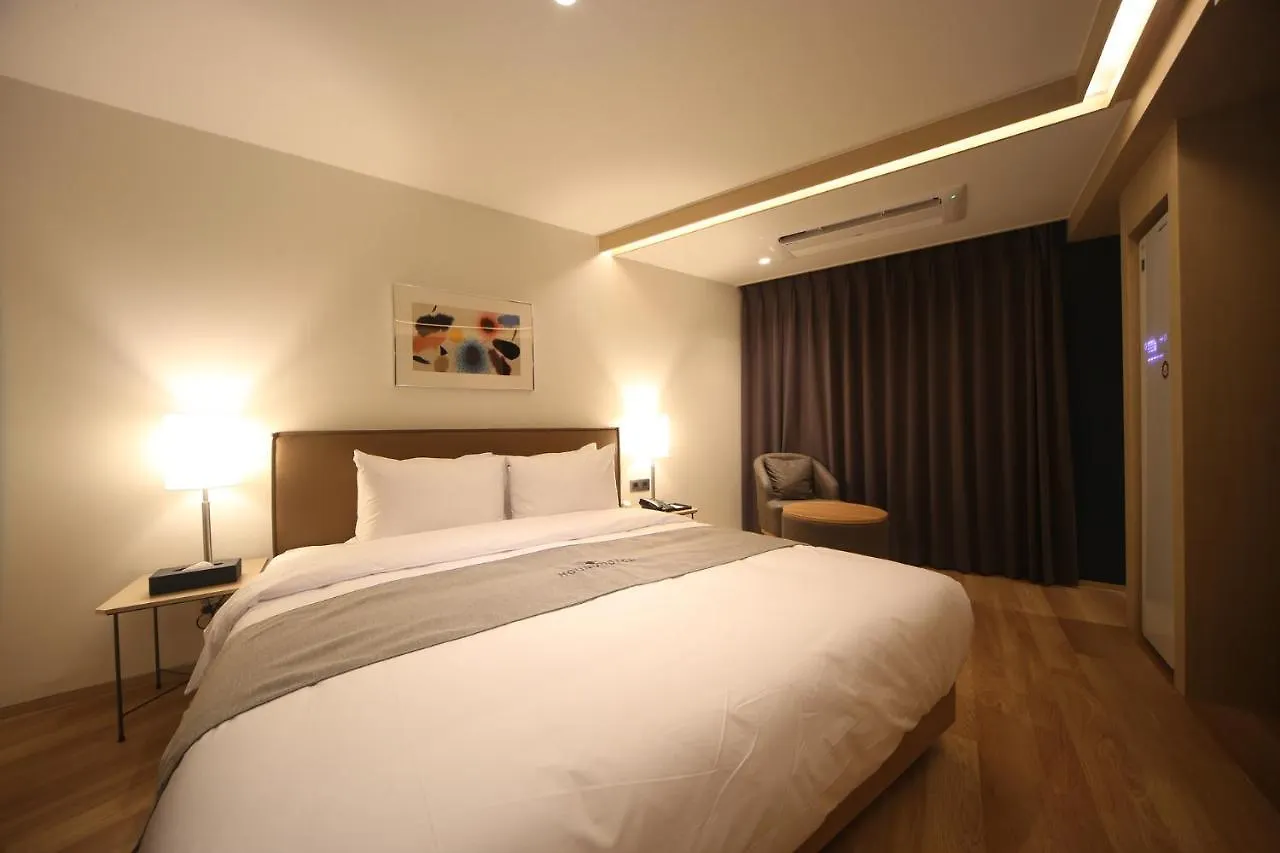 Dongnae Hound Hotel Sajik Minam Station Busan