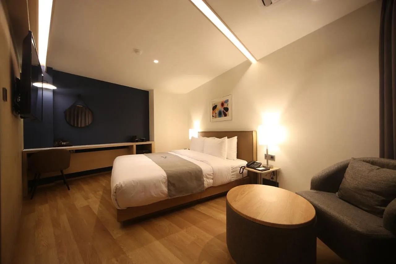 Dongnae Hound Hotel Sajik Minam Station Busan