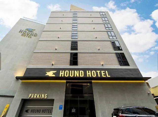Dongnae Hound Hotel Sajik Minam Station Busan South Korea